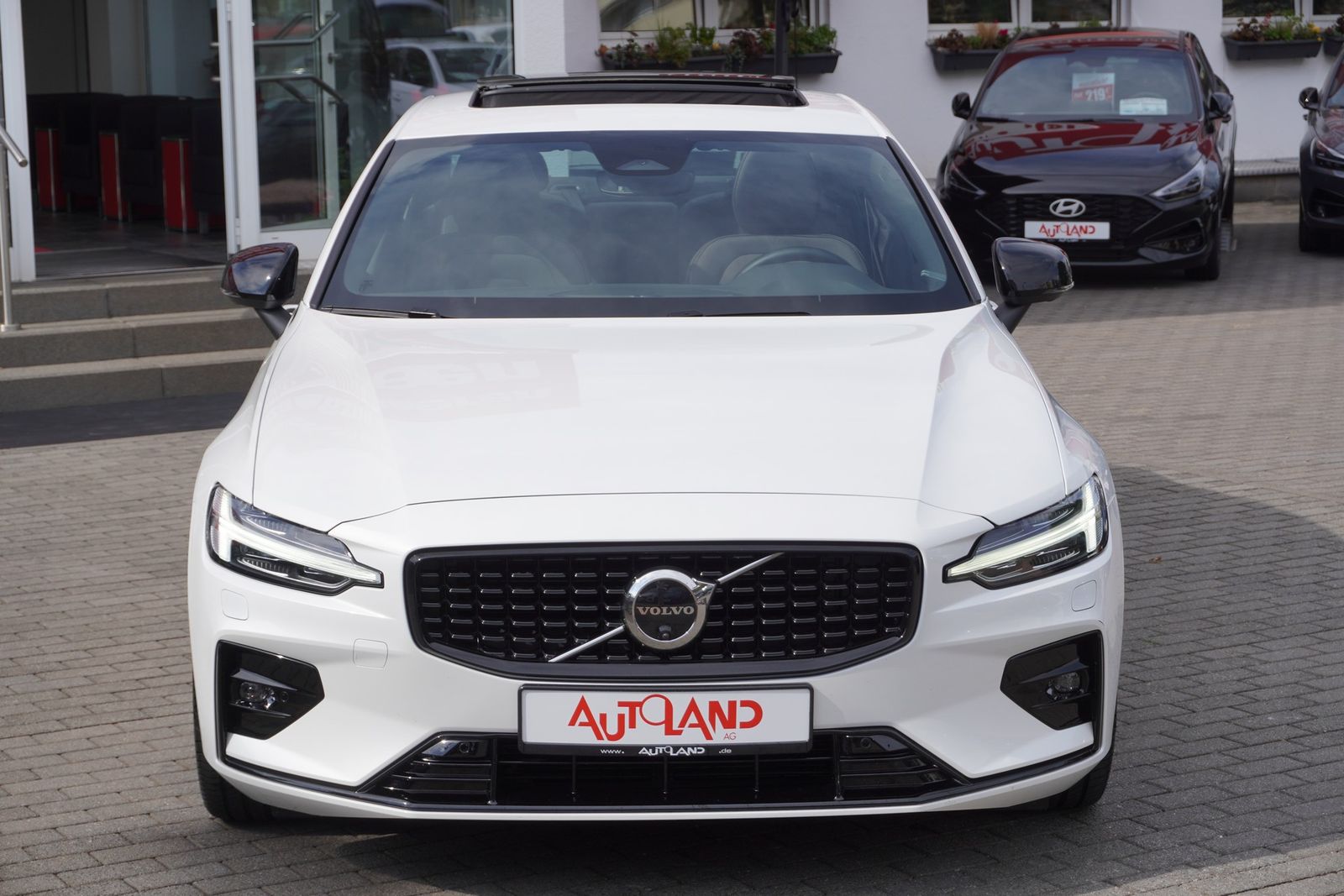 Volvo S60 2.0 M-Hybrid Plus Dark LED Panorama 360° DAB