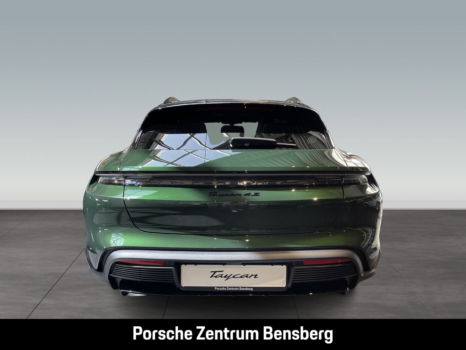 Porsche Taycan 4S Cross Turismo