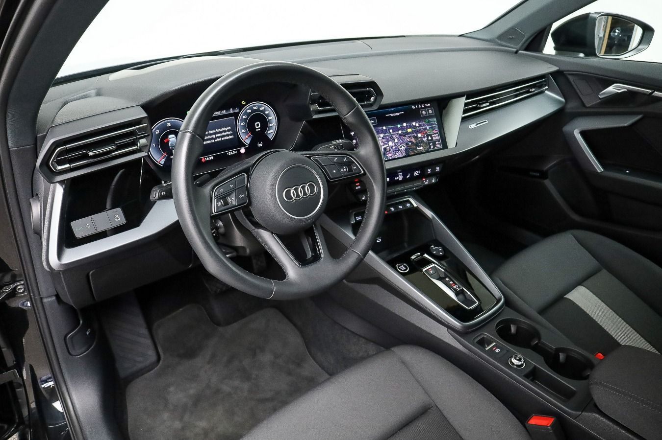 Audi A3 Sportback 35 TDI advanced - Samsaru's Car Outlet