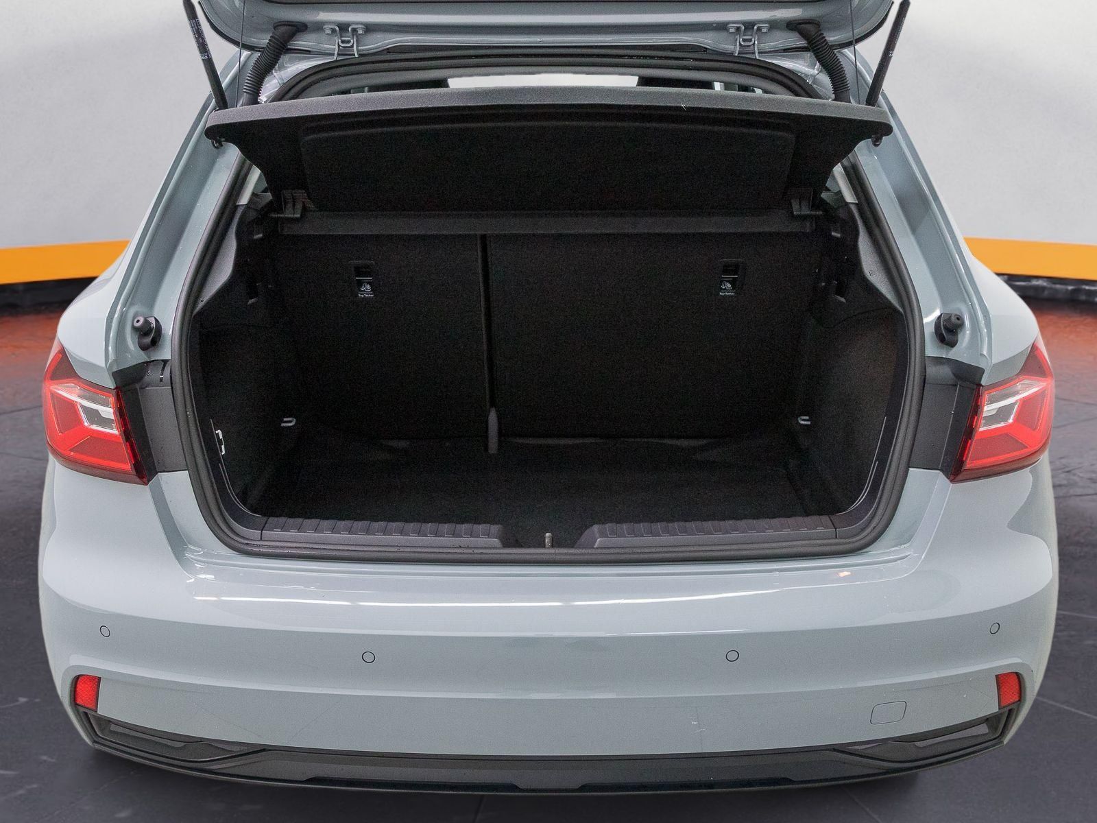 Audi A1 Sportback 30 TFSI ADVANCED - Samsaru's Car Outlet