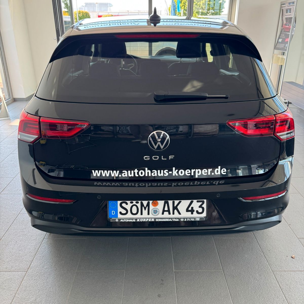 Volkswagen Golf VIII 1.5 TSI - Samsaru's Car Outlet