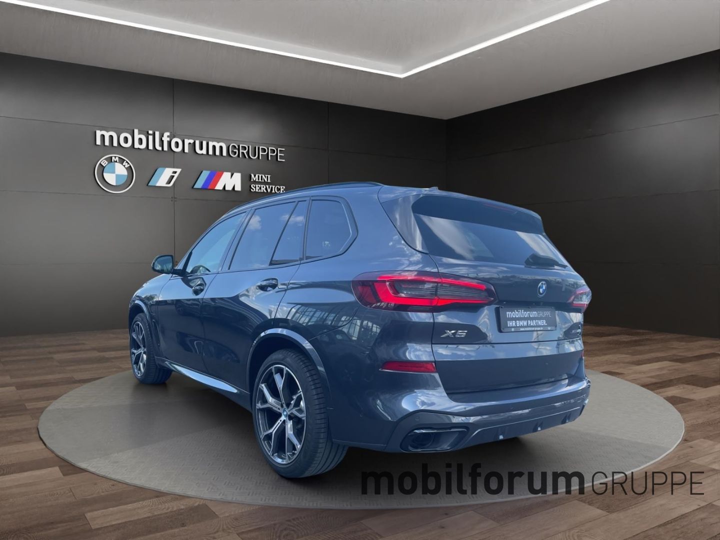BMW X5 xDrive45e M-Sport AHK Panorama 360 Grad ACC