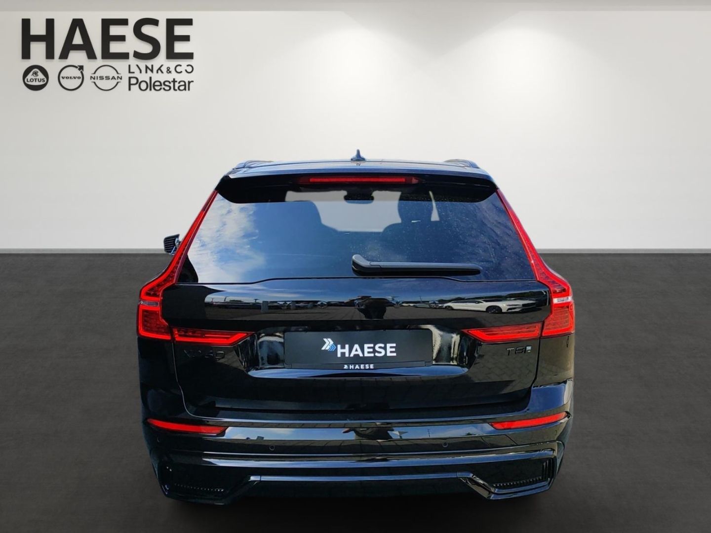 Volvo XC60 T8 Ultra Black Edition Recharge Plug-In Hyb - Samsaru's Car Outlet