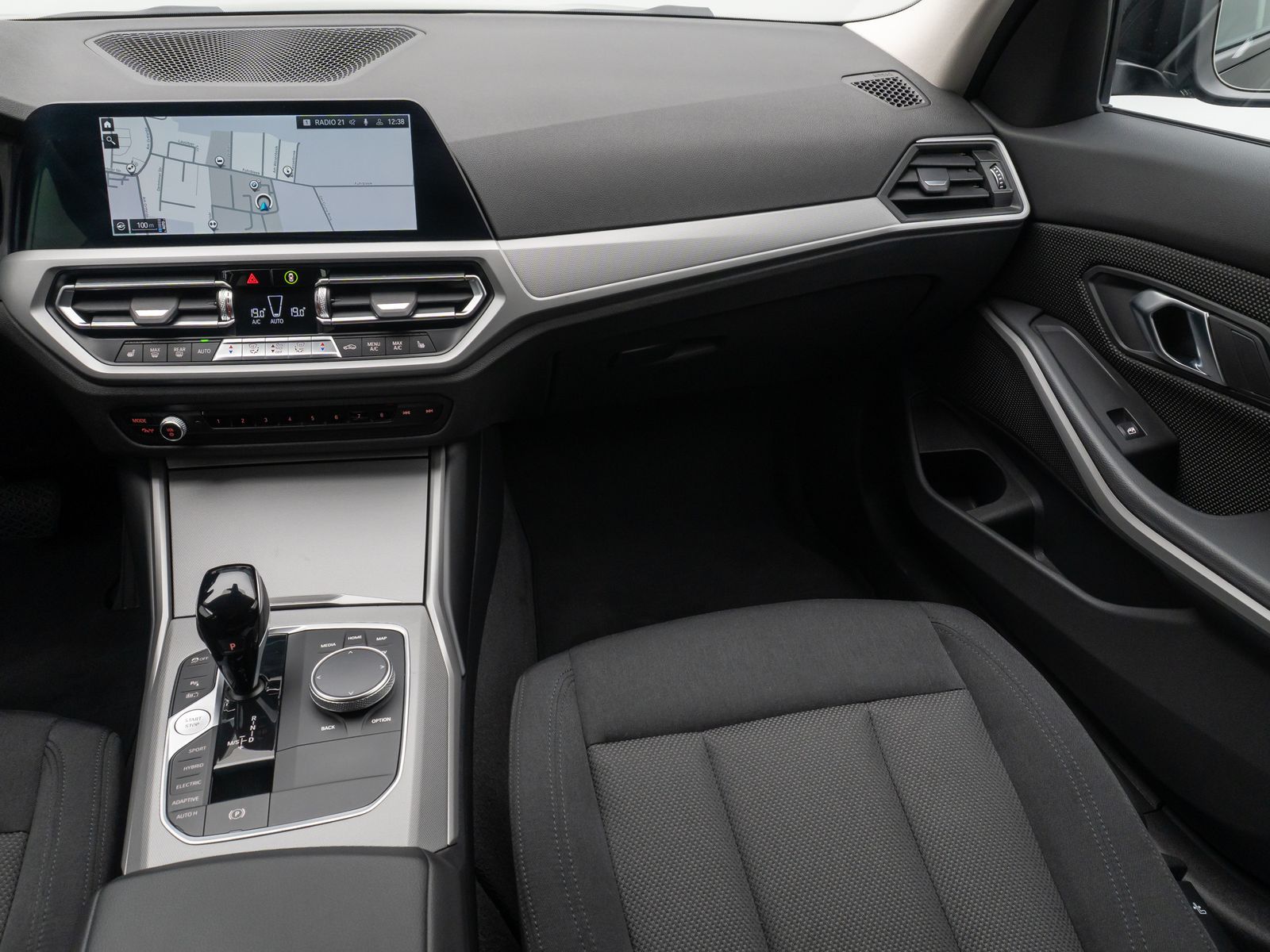 BMW 320e - Samsaru's Car Outlet
