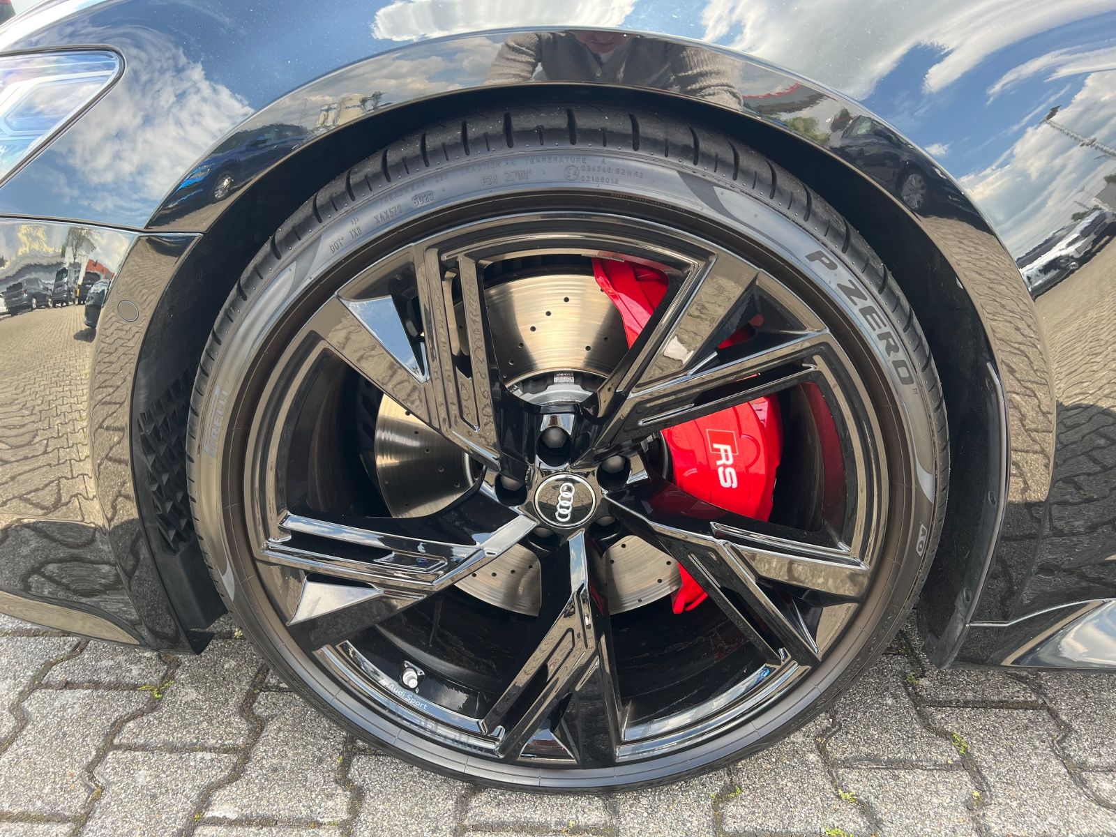 Audi RS6 Avant 4.0 TFSI quattro Scheckhft Luft Carbon