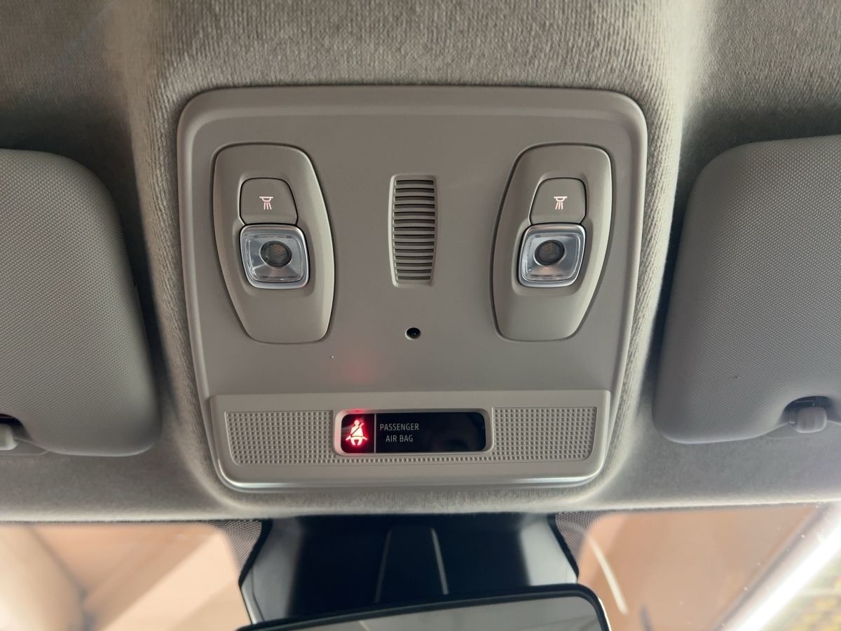 Renault ZOE EXPERIENCE R110 - Samsaru's Car Outlet
