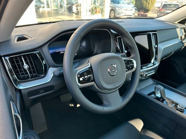 Volvo S60 Lim. B4 Plus Dark ACC 19"Frontscheibenhzg