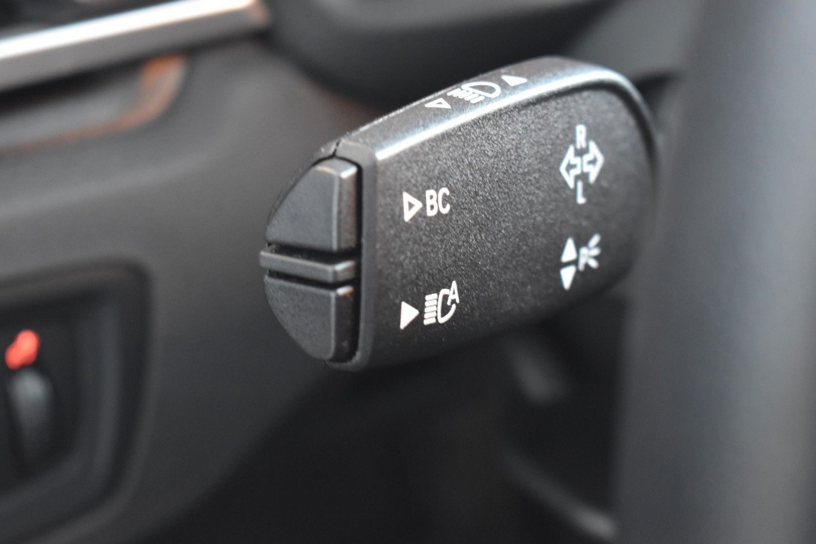 BMW X1 xDrive20i Aut. Advantage - Samsaru's Car Outlet