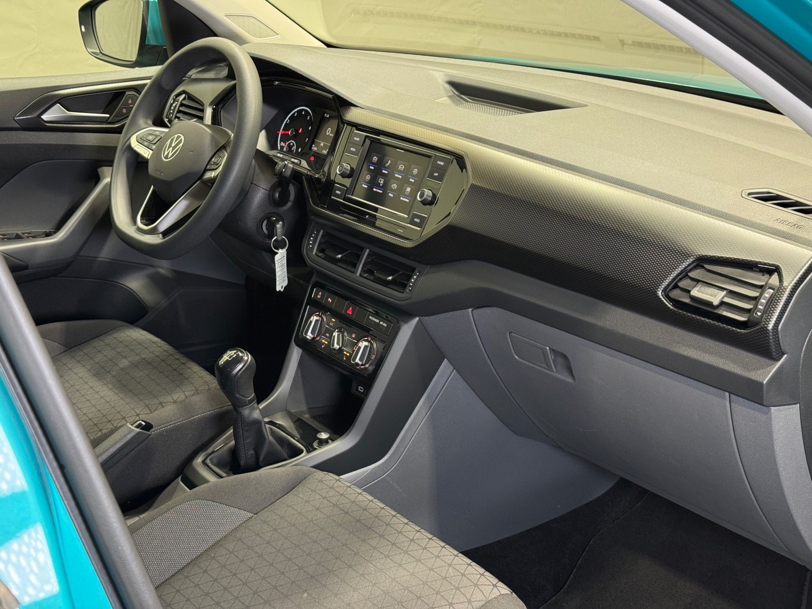Volkswagen T-Cross Life 1.0 TSI - Samsaru's Car Outlet