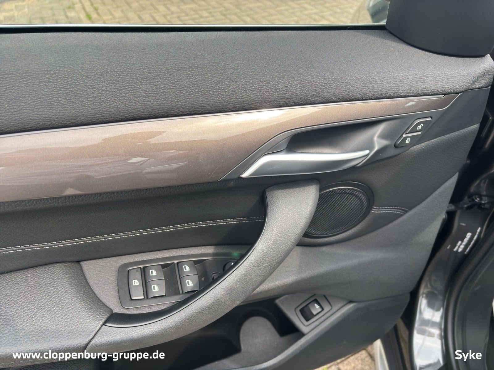 BMW X1 xDrive18d xLine - Samsaru's Car Outlet