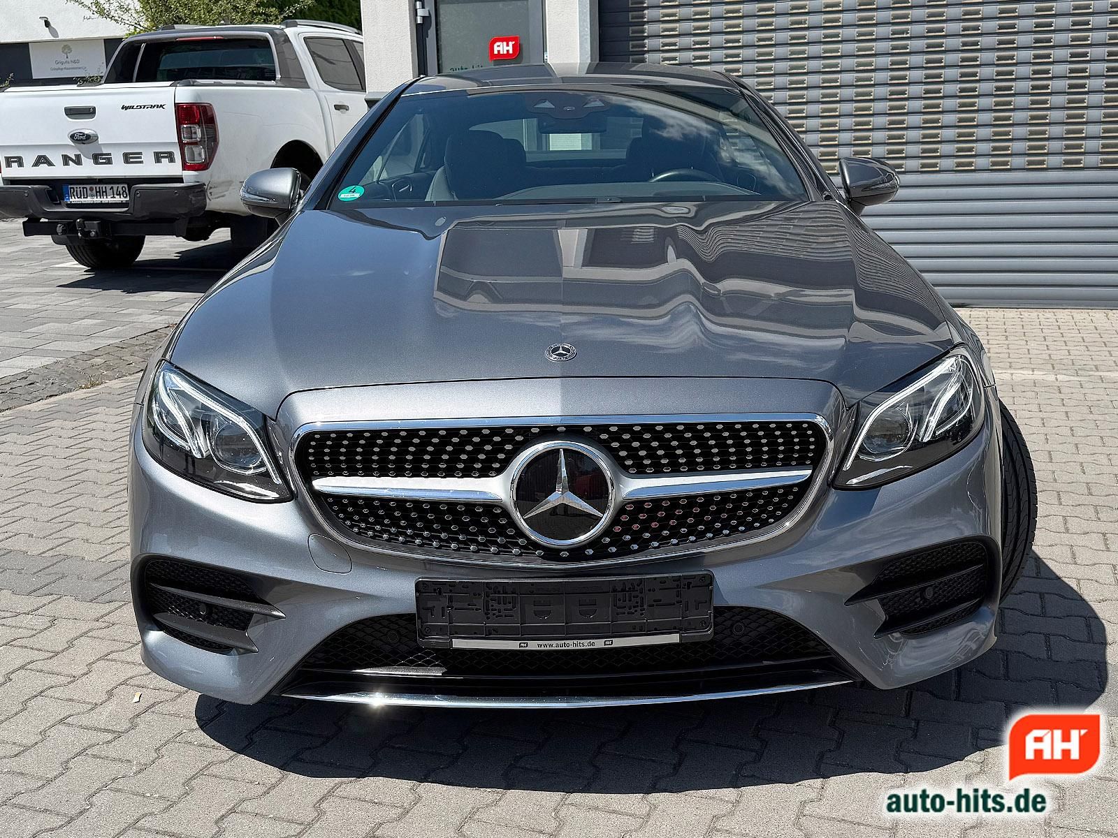 Mercedes-Benz E 220 Coupe AMG Line - Samsaru's Car Outlet