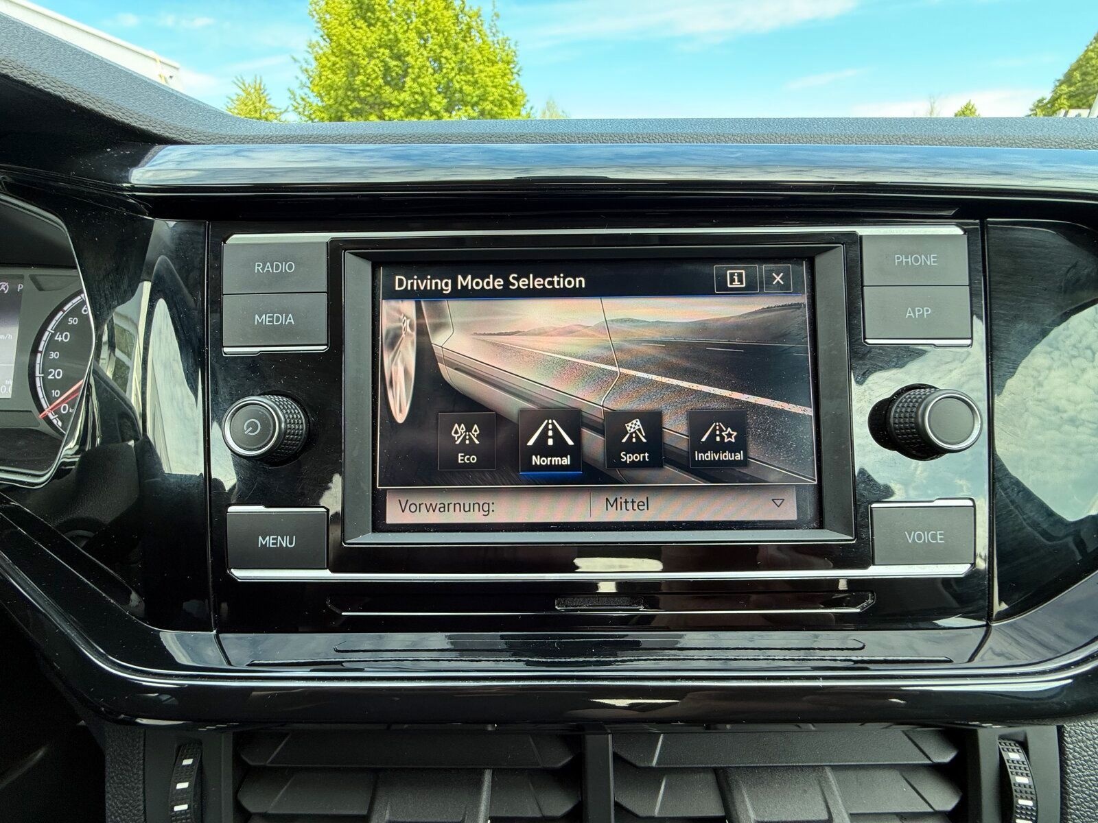 Volkswagen T-Cross 1.0 TSI Style - Samsaru's Car Outlet