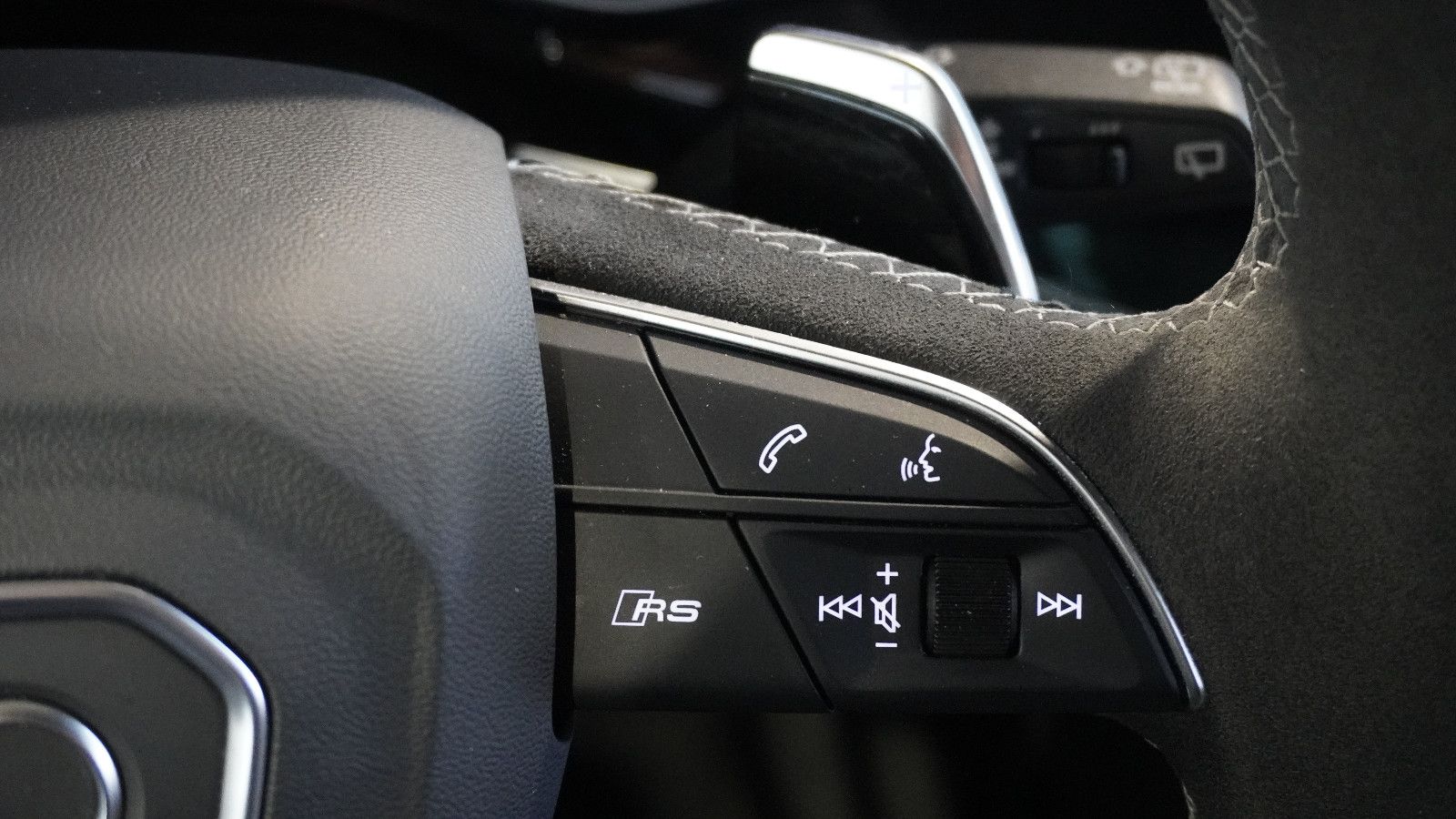 Audi RSQ8    *RS ESSENTIAL -PAKET*UVP 186 Tsd*