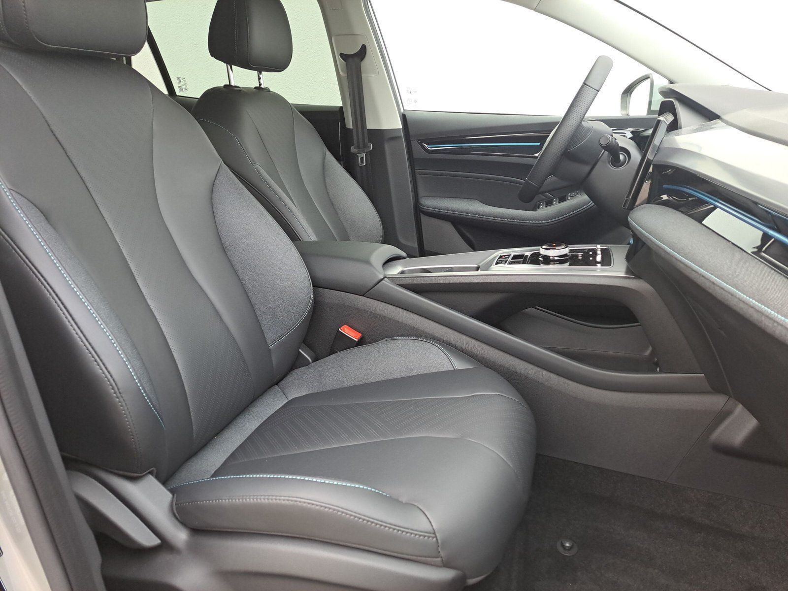 MG5 EV 61kWH Luxury *360°CAM, Leder,uvm...*Black