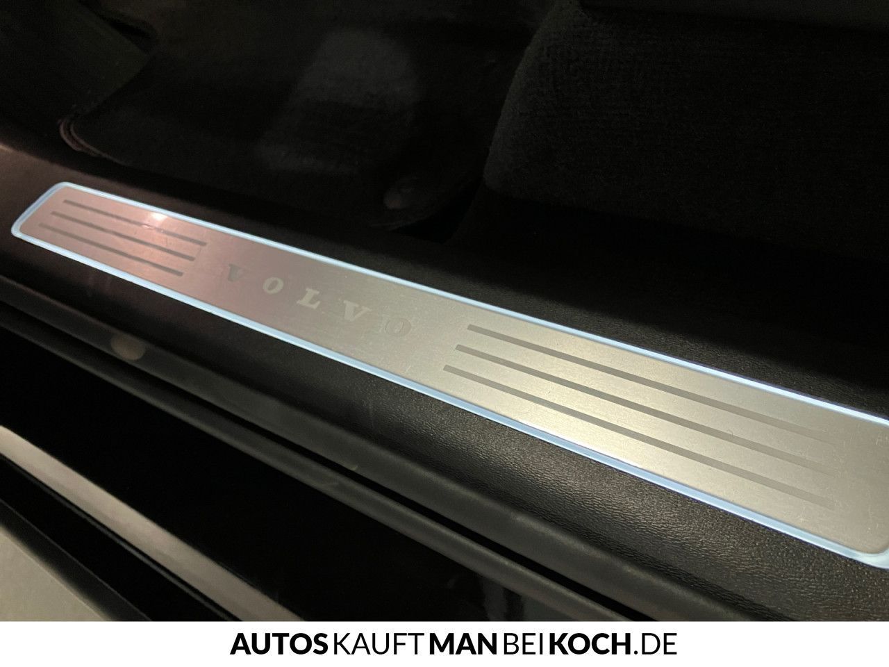 Volvo XC90 B5D AWD Plus Bright PANO H/K STHz 360°H/K