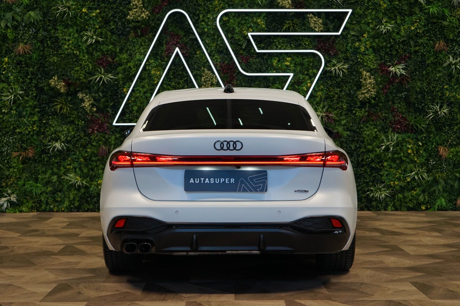 Audi A5*40 TDI*S-LINE*AUX.HEA*360*HUD*B&O*52.066€NETT