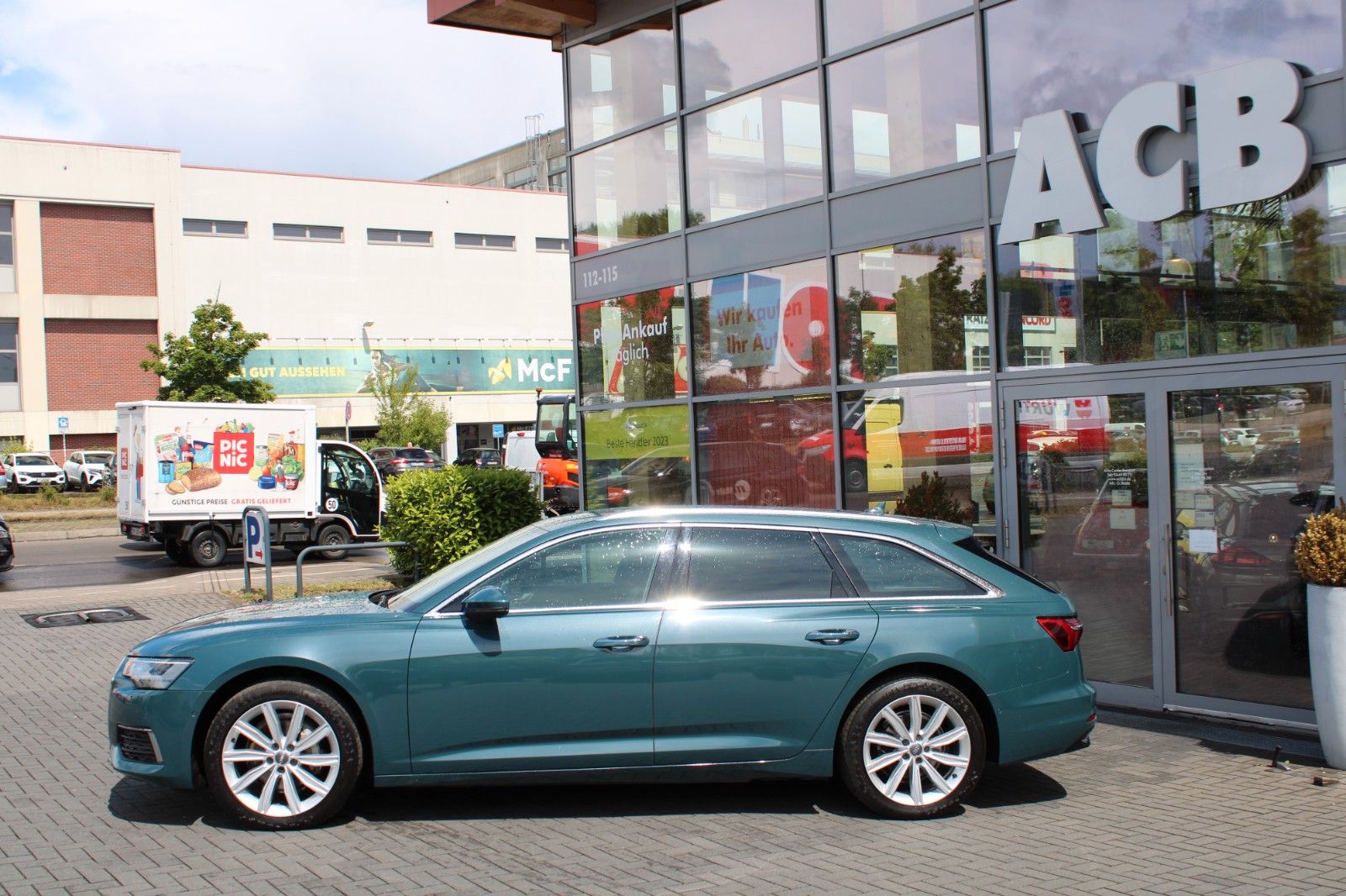 Audi A6 Avant 40 TDI qu. design - Samsaru's Car Outlet
