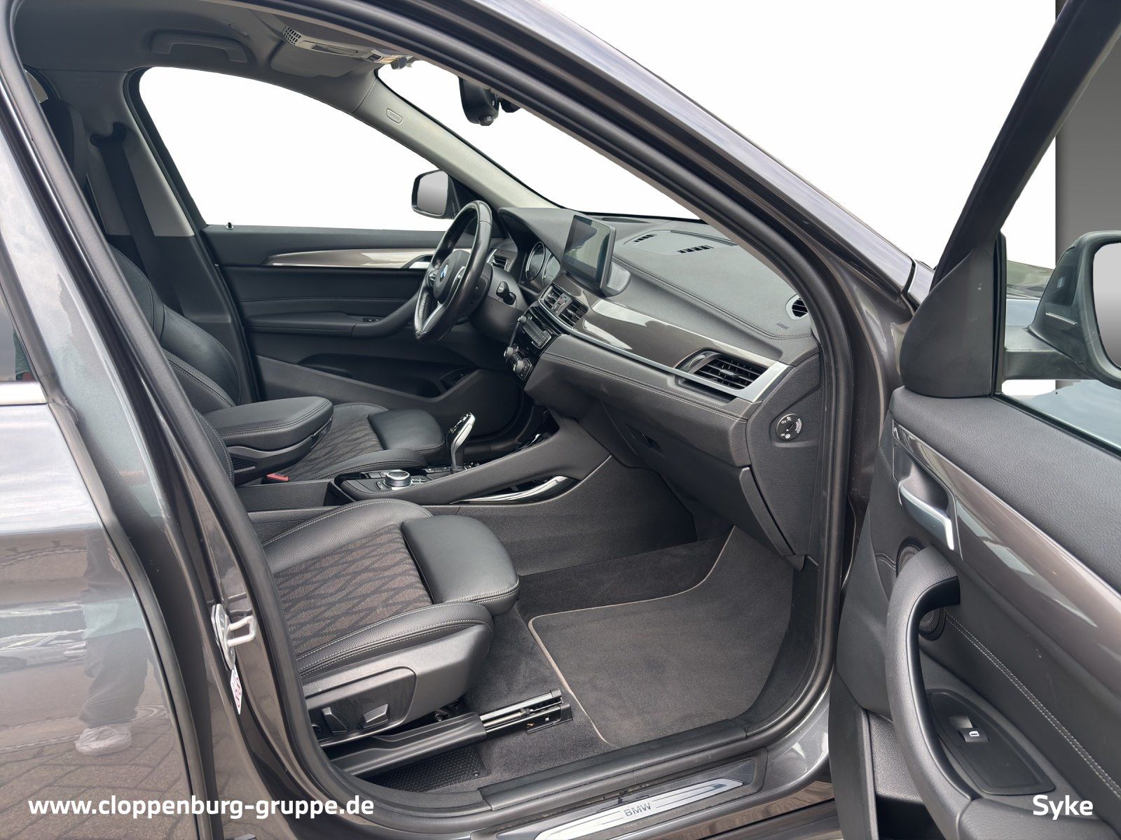 BMW X1 xDrive18d xLine - Samsaru's Car Outlet