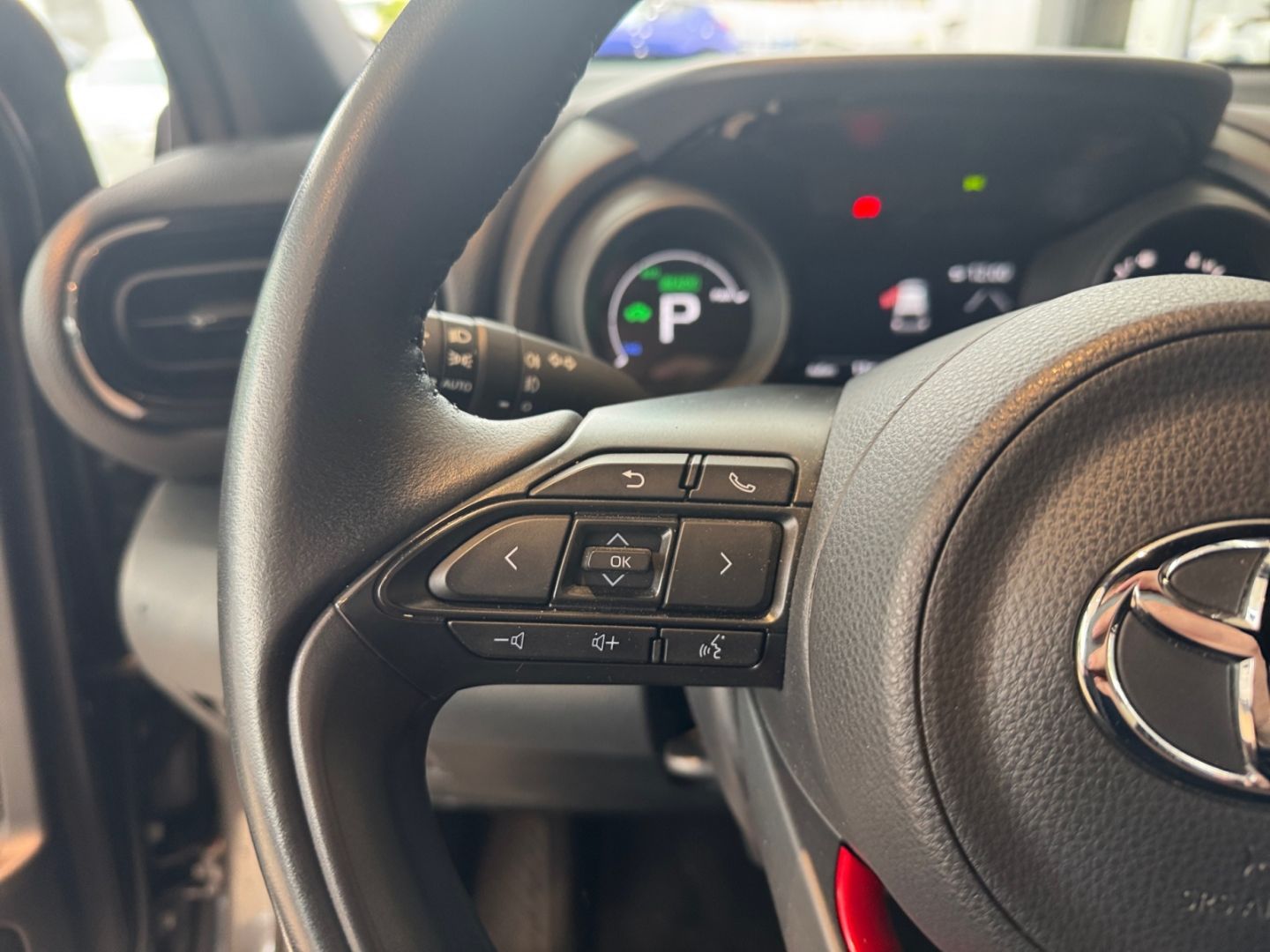 Toyota Yaris Hybrid 1.5 Tokyo Spirit *LED*CarPlay*RCam*