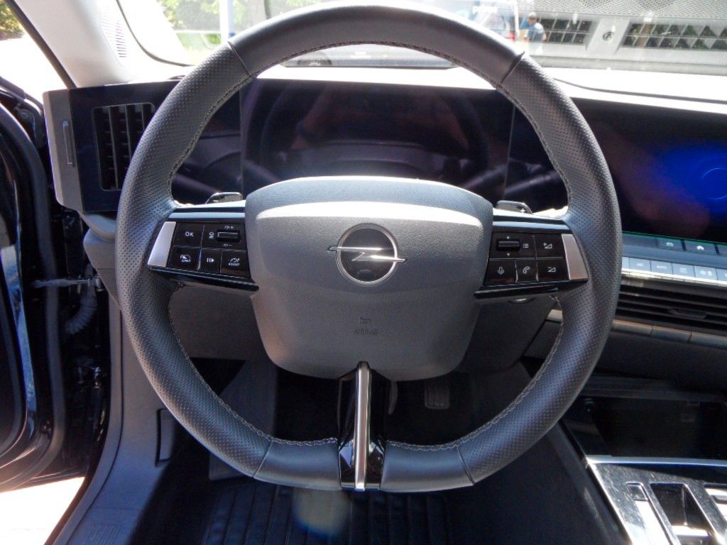 Opel Astra 1.2 Turbo Edition - Samsaru's Car Outlet