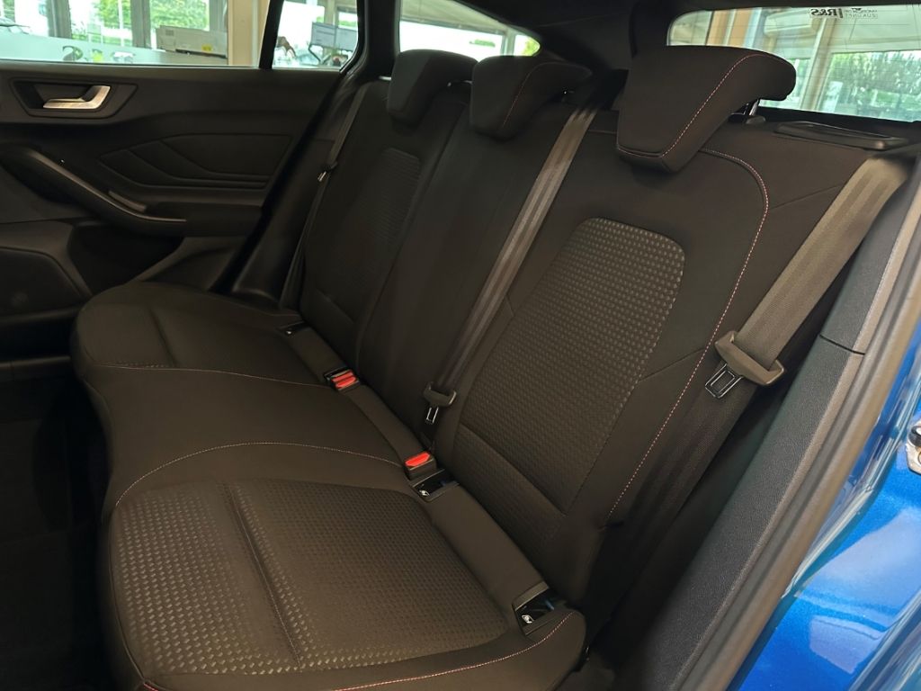 Ford Focus Turnier ST-Line+Automatik+Kamera+BLIS