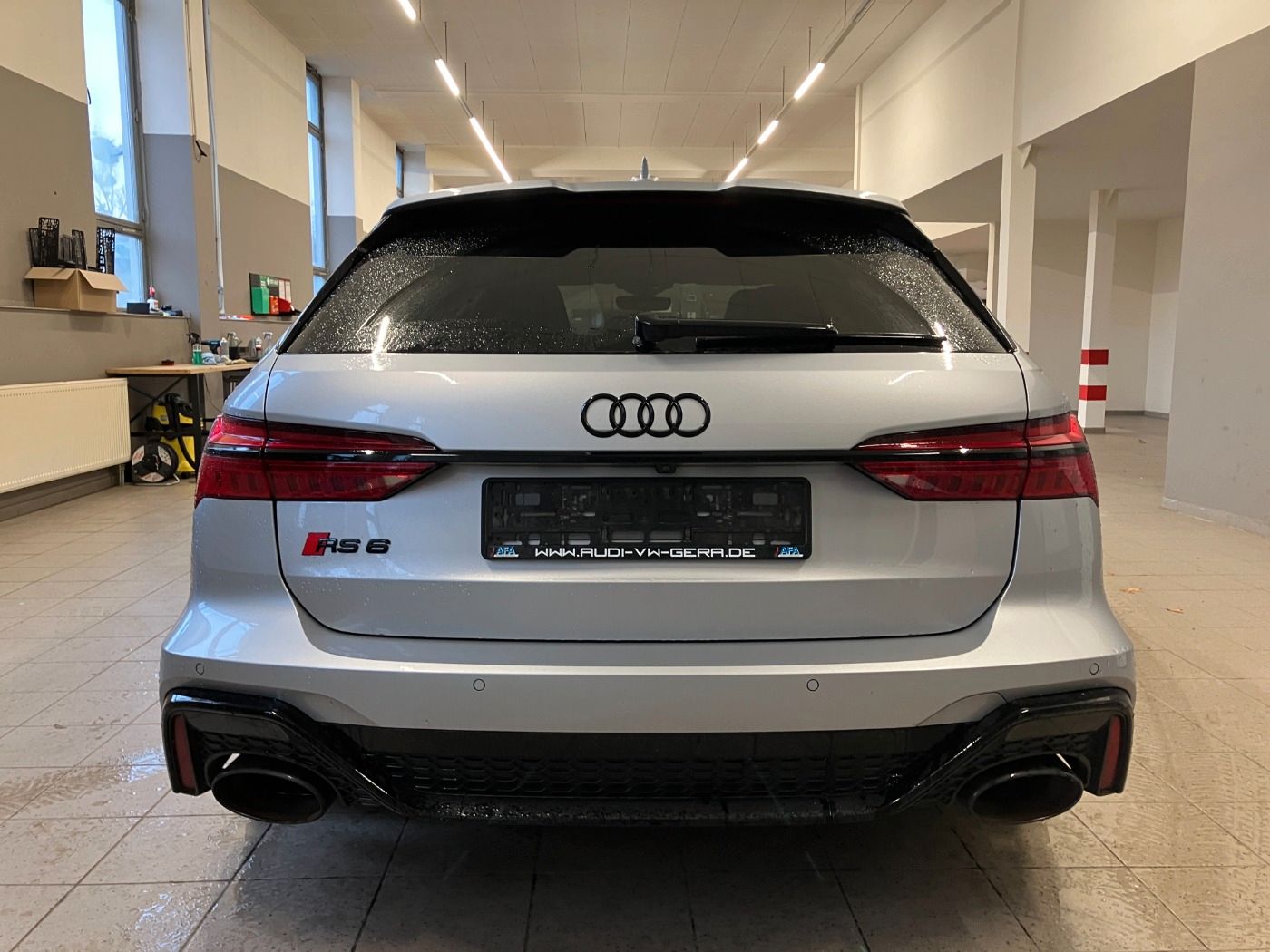 Audi RS6 Avant TFSI Perf. RS-Sitze*Pano*StHz*RS-Abgas
