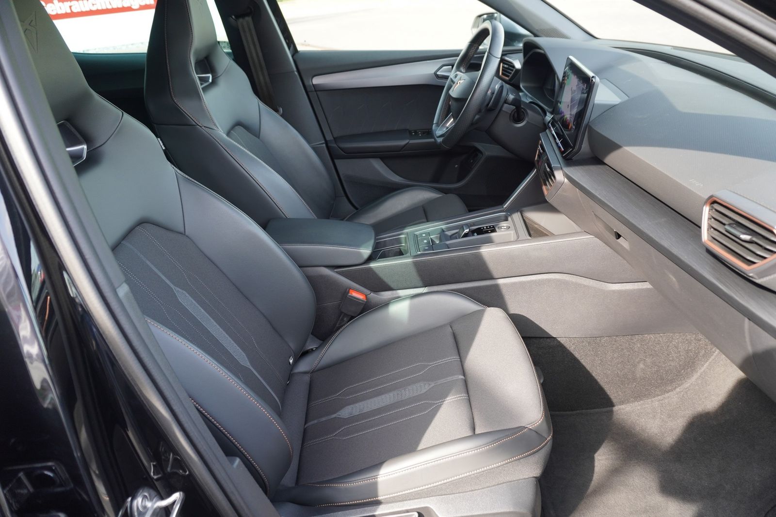 Cupra Leon 1.4 e-HYBRID - Samsaru's Car Outlet