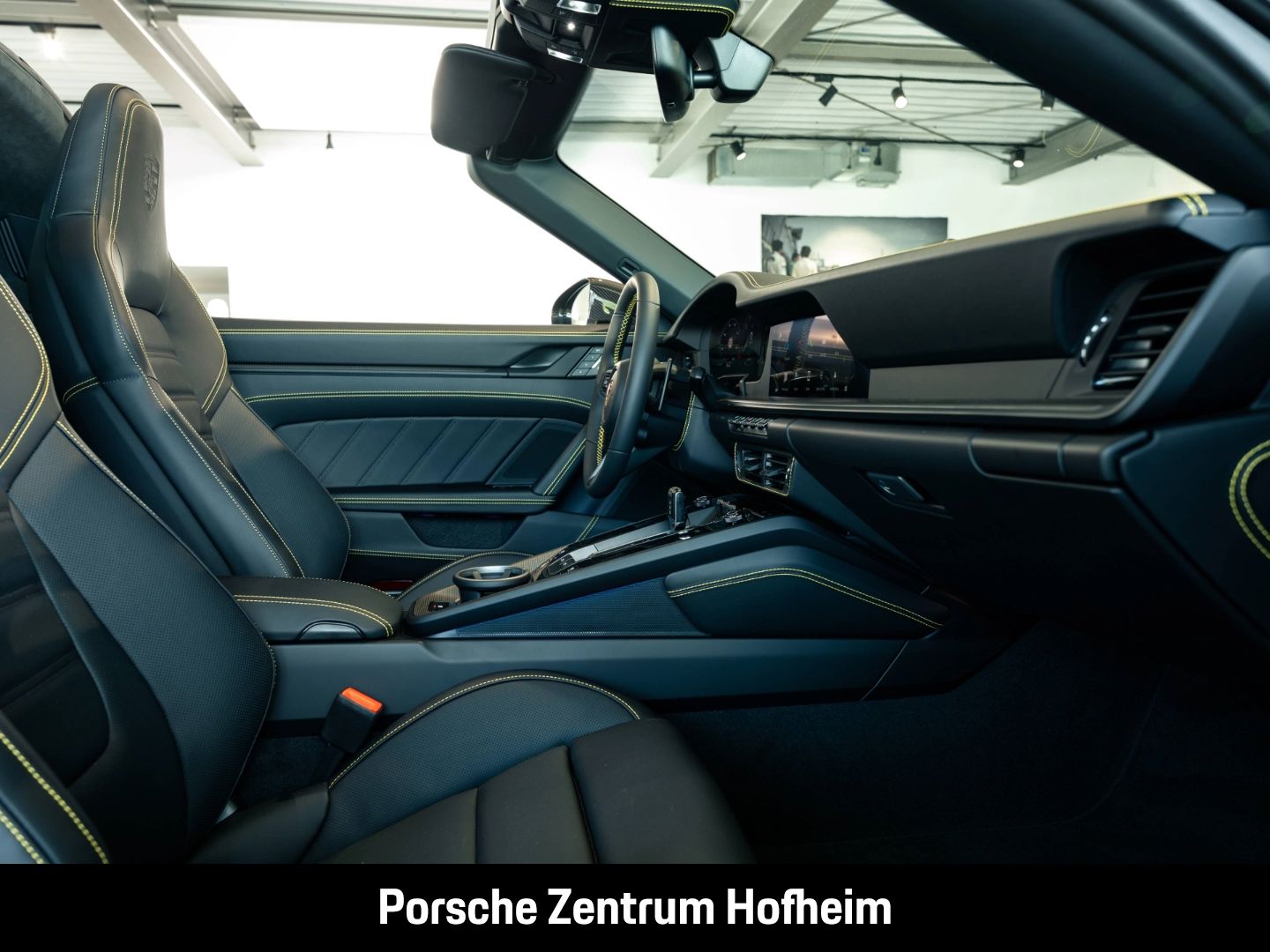 Porsche 992 911 Targa 4 GTS InnoDrive Abstandstempomat