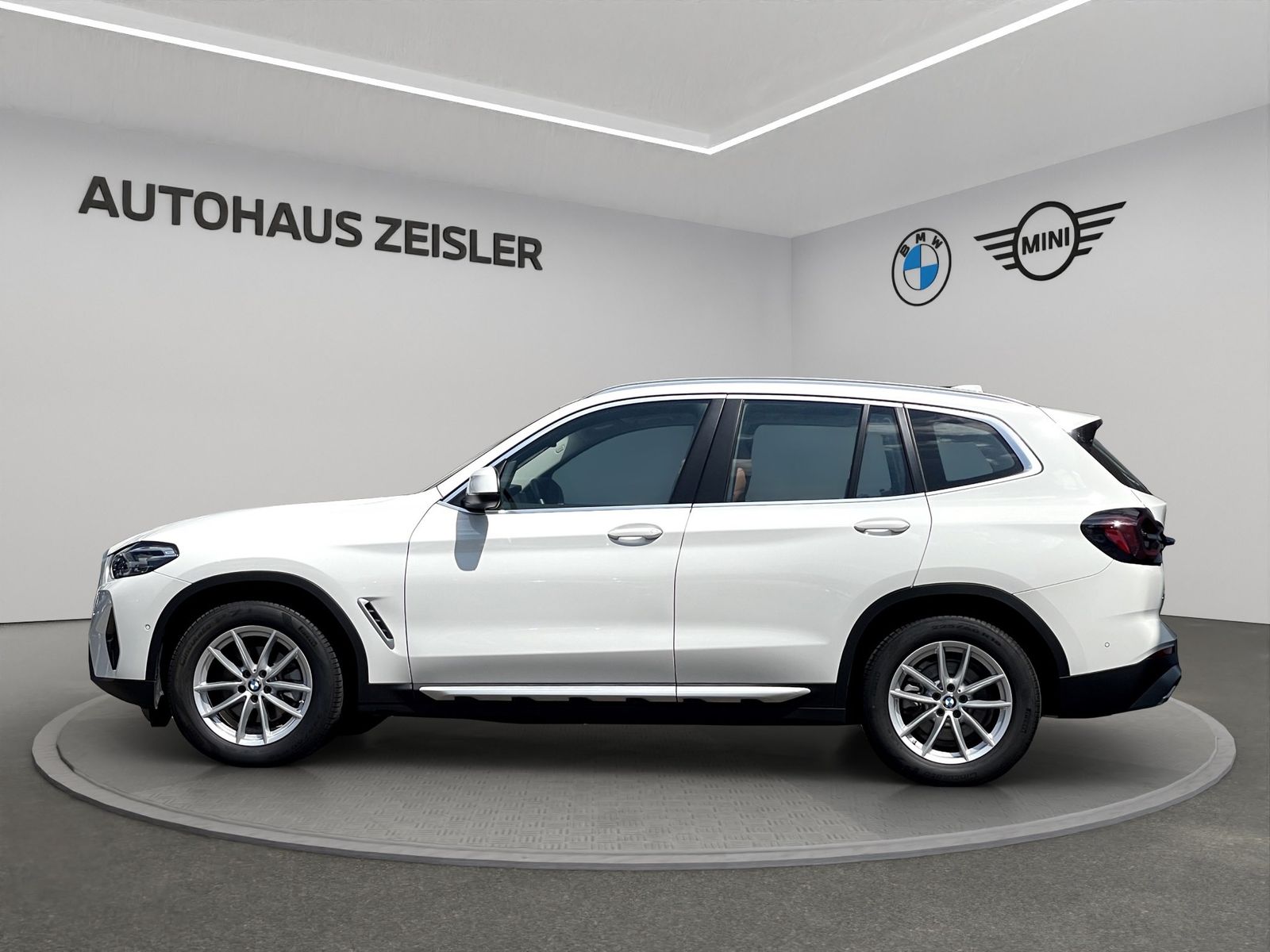 BMW X3 xDrive20i - Samsaru's Car Outlet