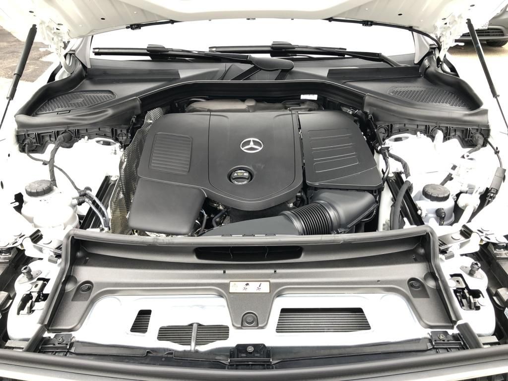 Mercedes-Benz GLC 200 4MATIC Avantgarde - Samsaru's Car Outlet