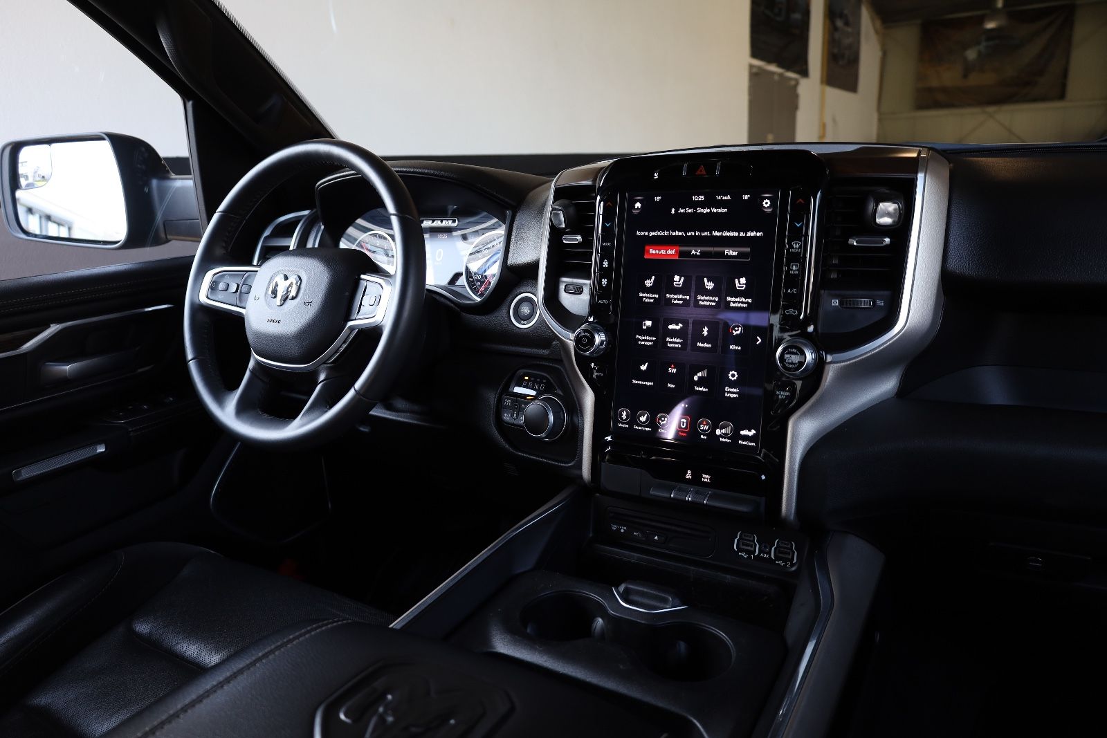 Dodge RAM 5.7 BigHorn/BRCGAS/AHK/SHZ/SBL/NAVI/TEMP/R20