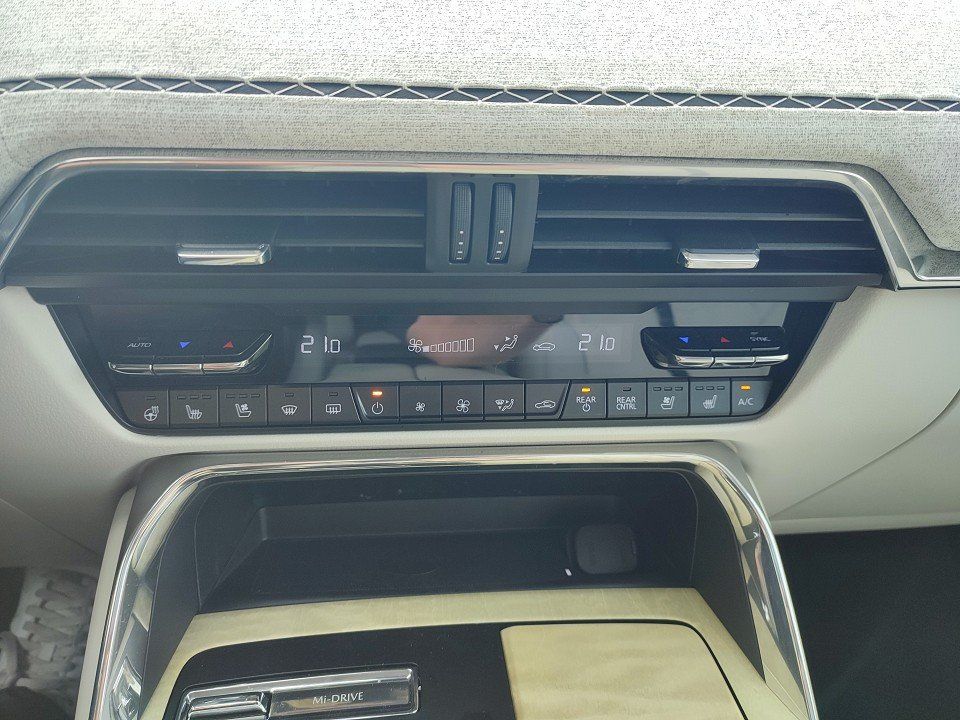 Mazda CX-80 3.3L e-SKYACTIV D AWD Takumi Plus Captain