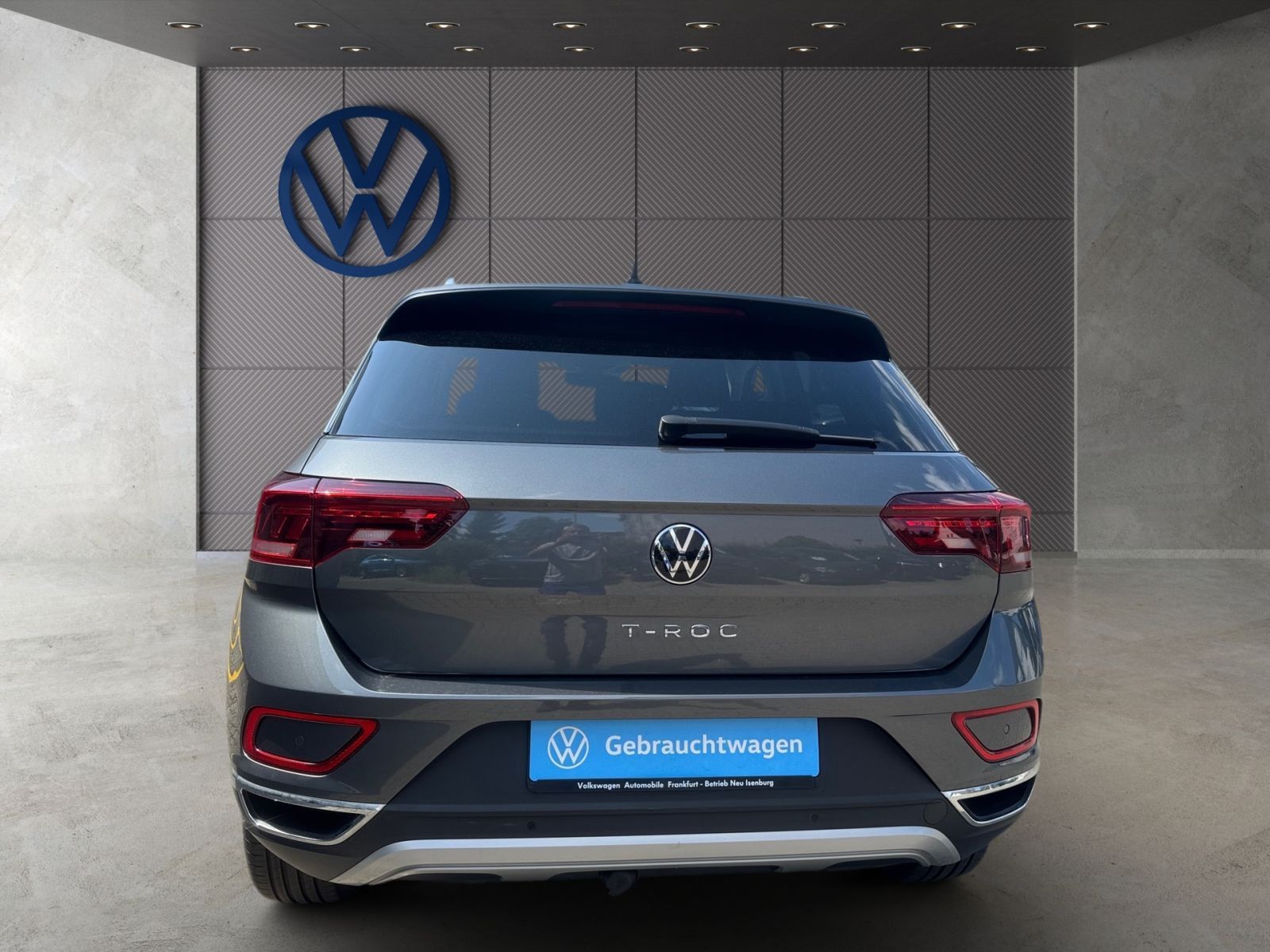 Volkswagen T-Roc 2.0 TDI DSG Style - Samsaru's Car Outlet