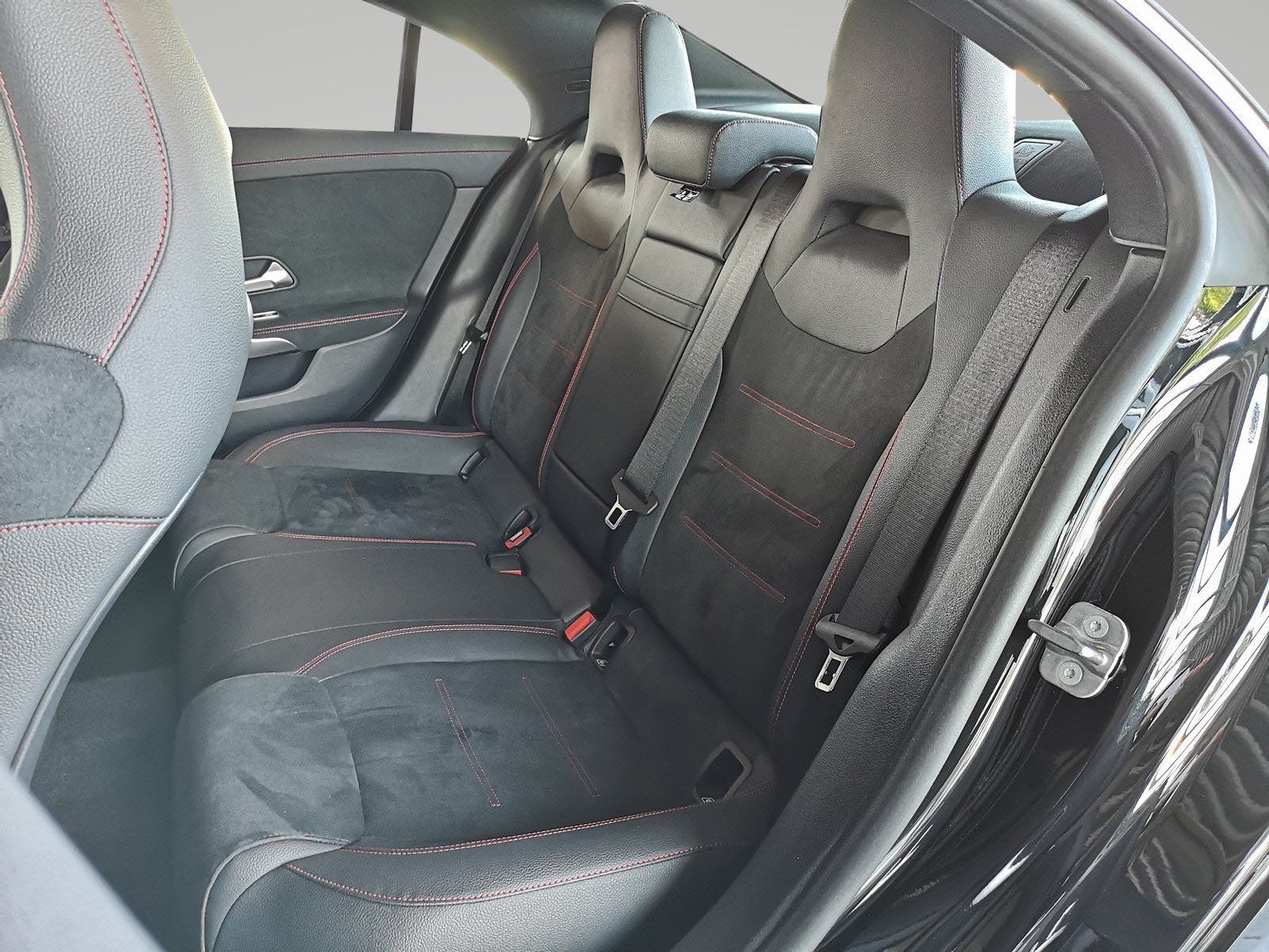 Mercedes-Benz CLA 200 Coupé AMG Line - Samsaru's Car Outlet