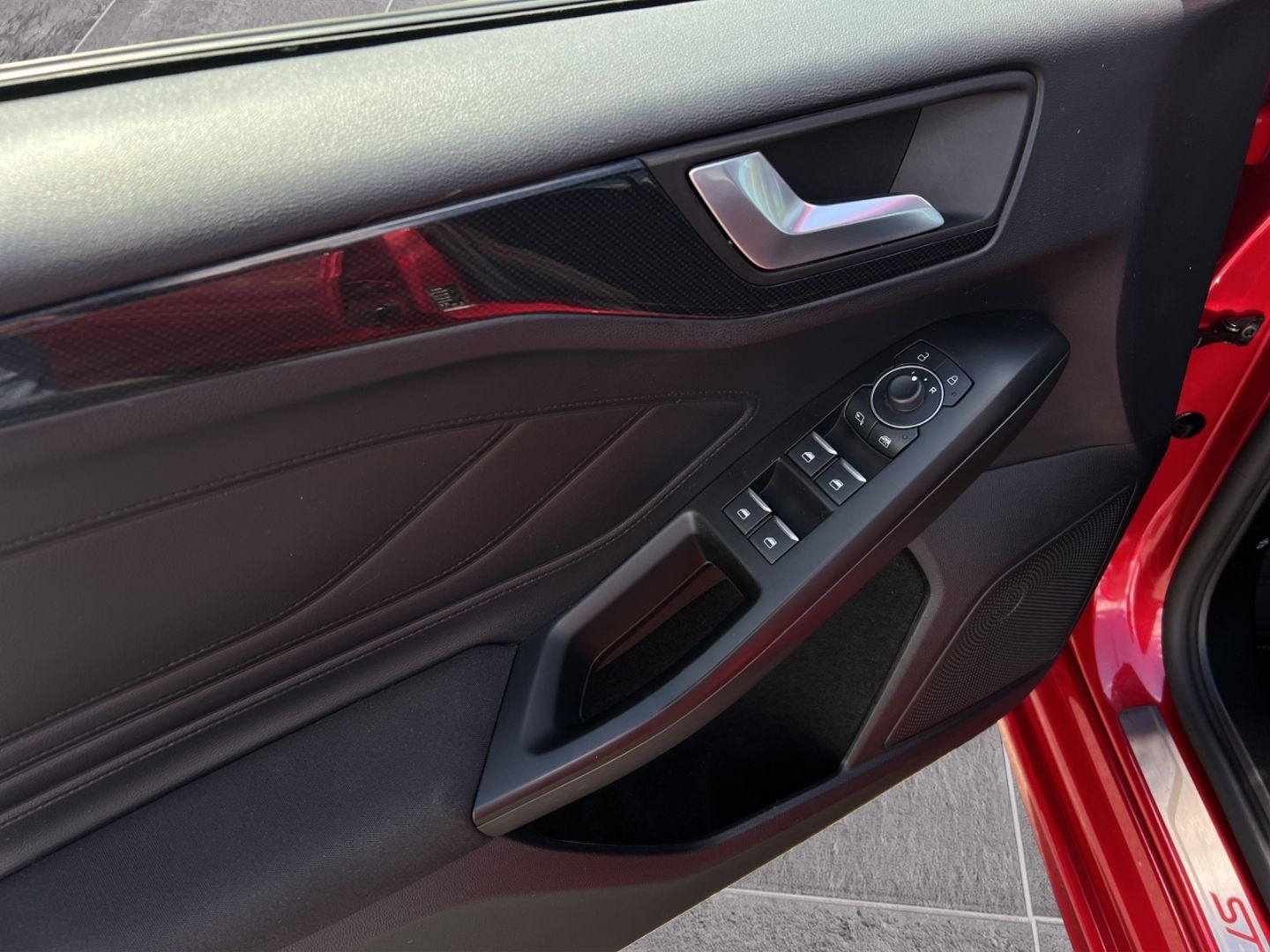 Ford Focus 1,0 EcoBoost Hyb. 114kW ST-Line X Turnier
