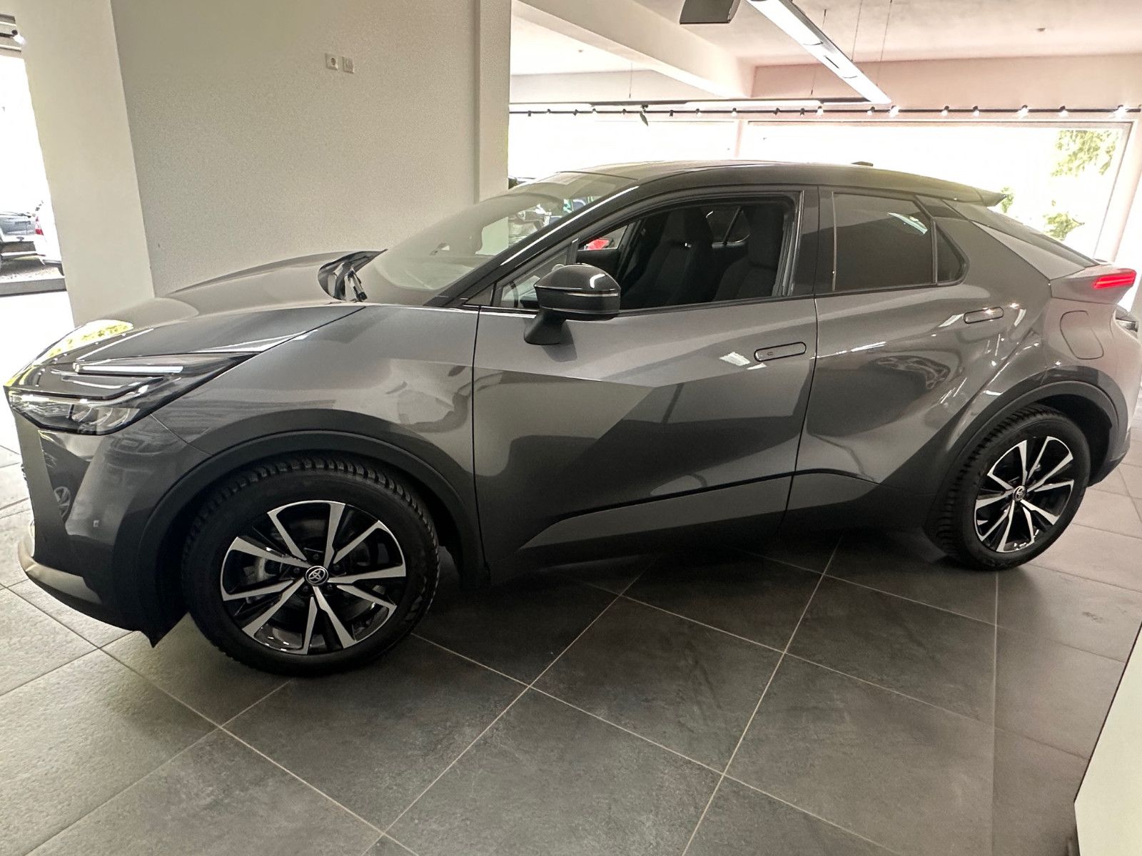 Toyota C-HR Hybrid FWD Team Deutschland