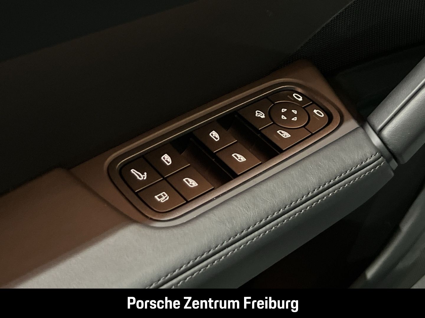 Porsche Cayenne E-Hybrid BOSE Panoramadach InnoDrive