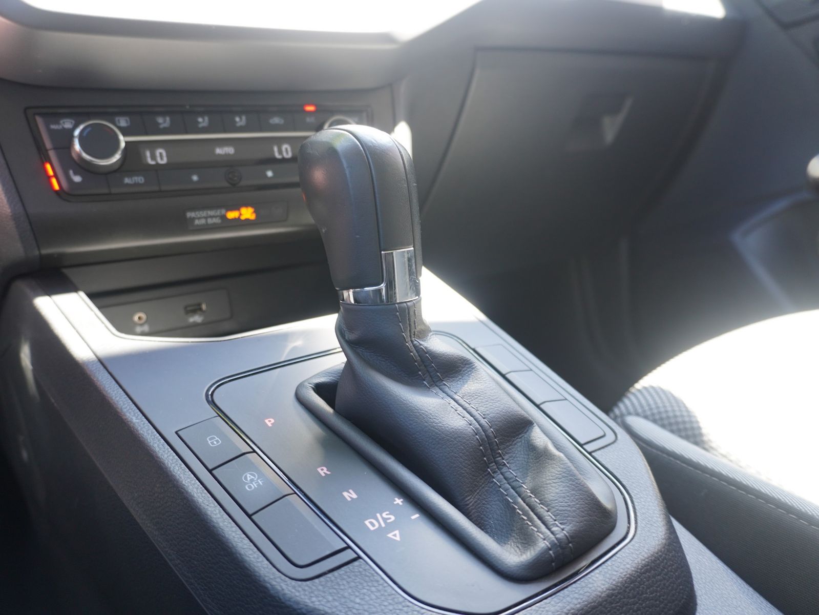 Seat Ibiza 1.0 TSI Style DSG - Samsaru's Car Outlet