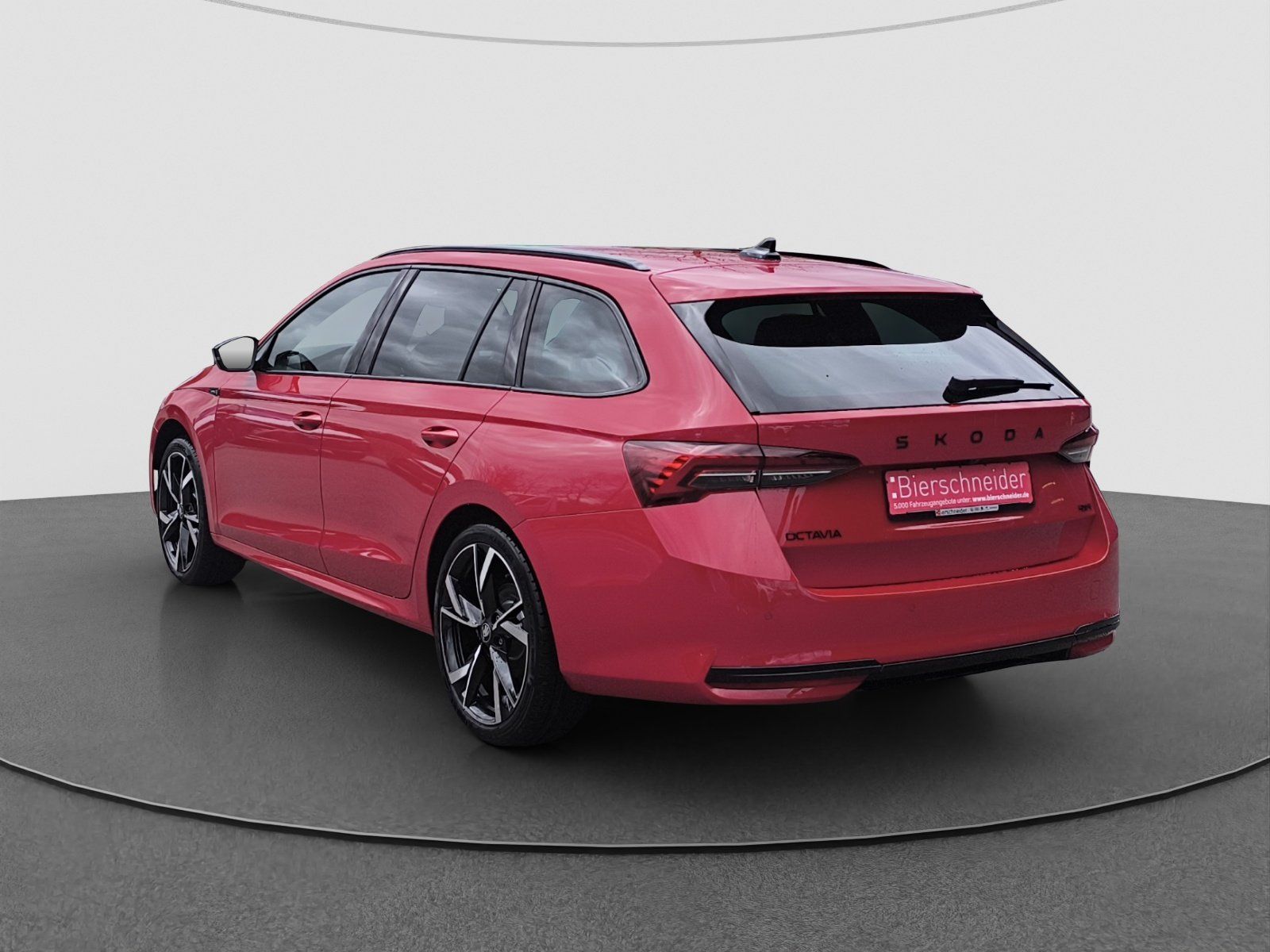 Skoda Octavia Combi 2.0 TSI DSG 4x4 Sportline AHK NAV