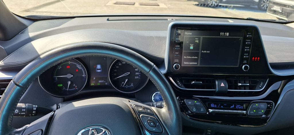 Toyota C-HR Hybrid Team Deutschland