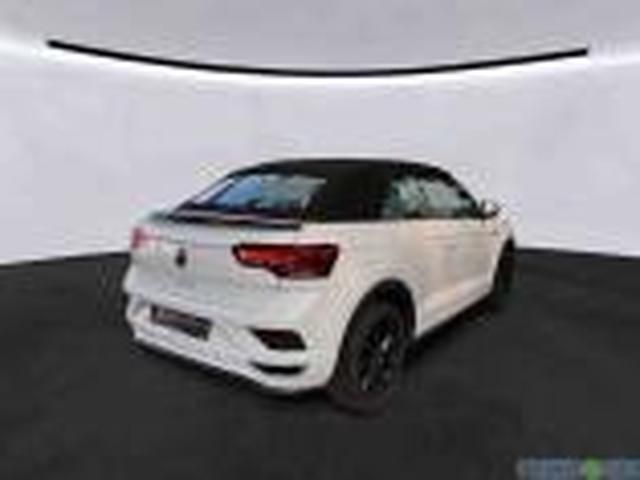 Volkswagen T-Roc R-Line Black - Samsaru's Car Outlet