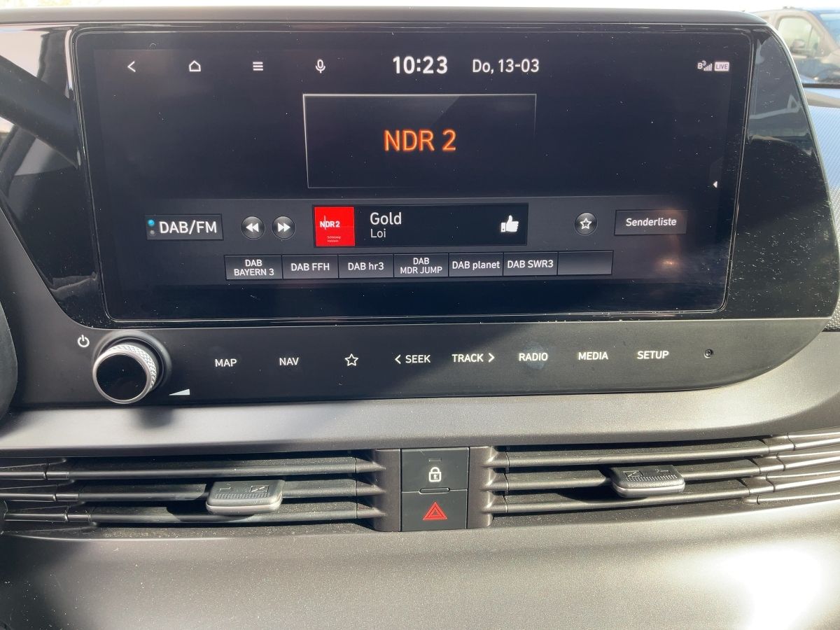 Hyundai i20 Trend - Samsaru's Car Outlet