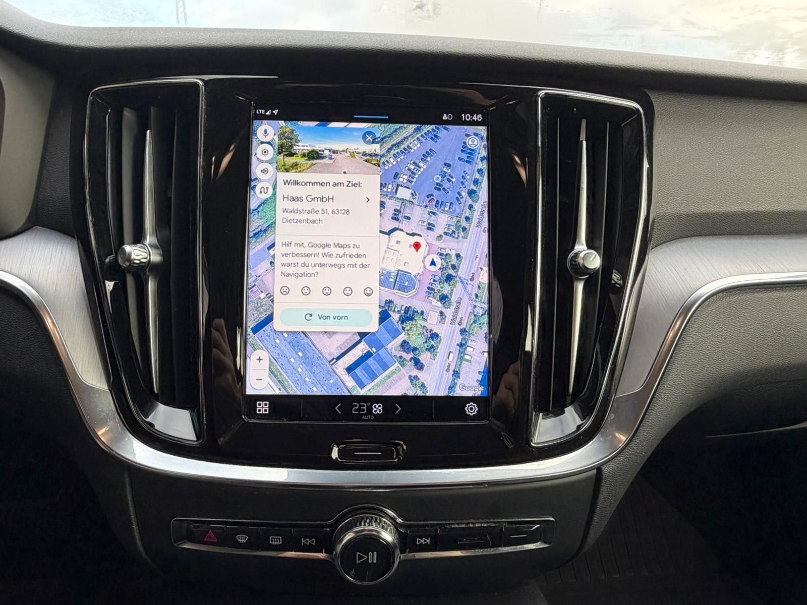 Volvo V60 T6 AWD Recharge Core Auto