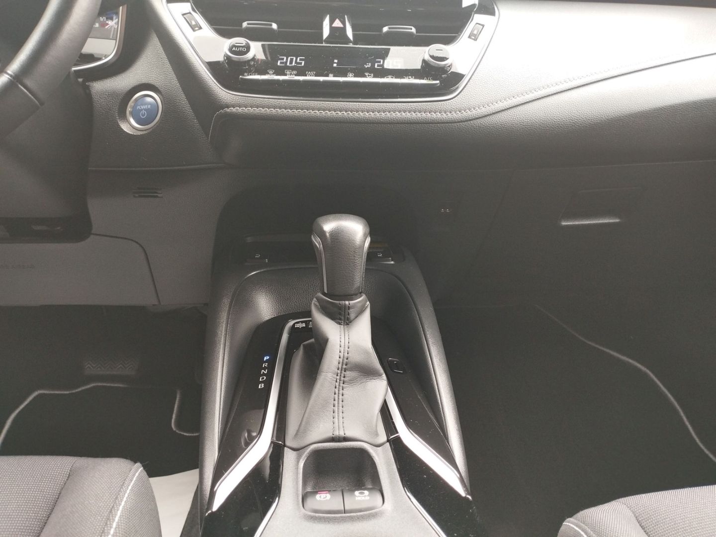 Toyota Corolla Touring Sports Hybrid Team D - Samsaru's Car Outlet