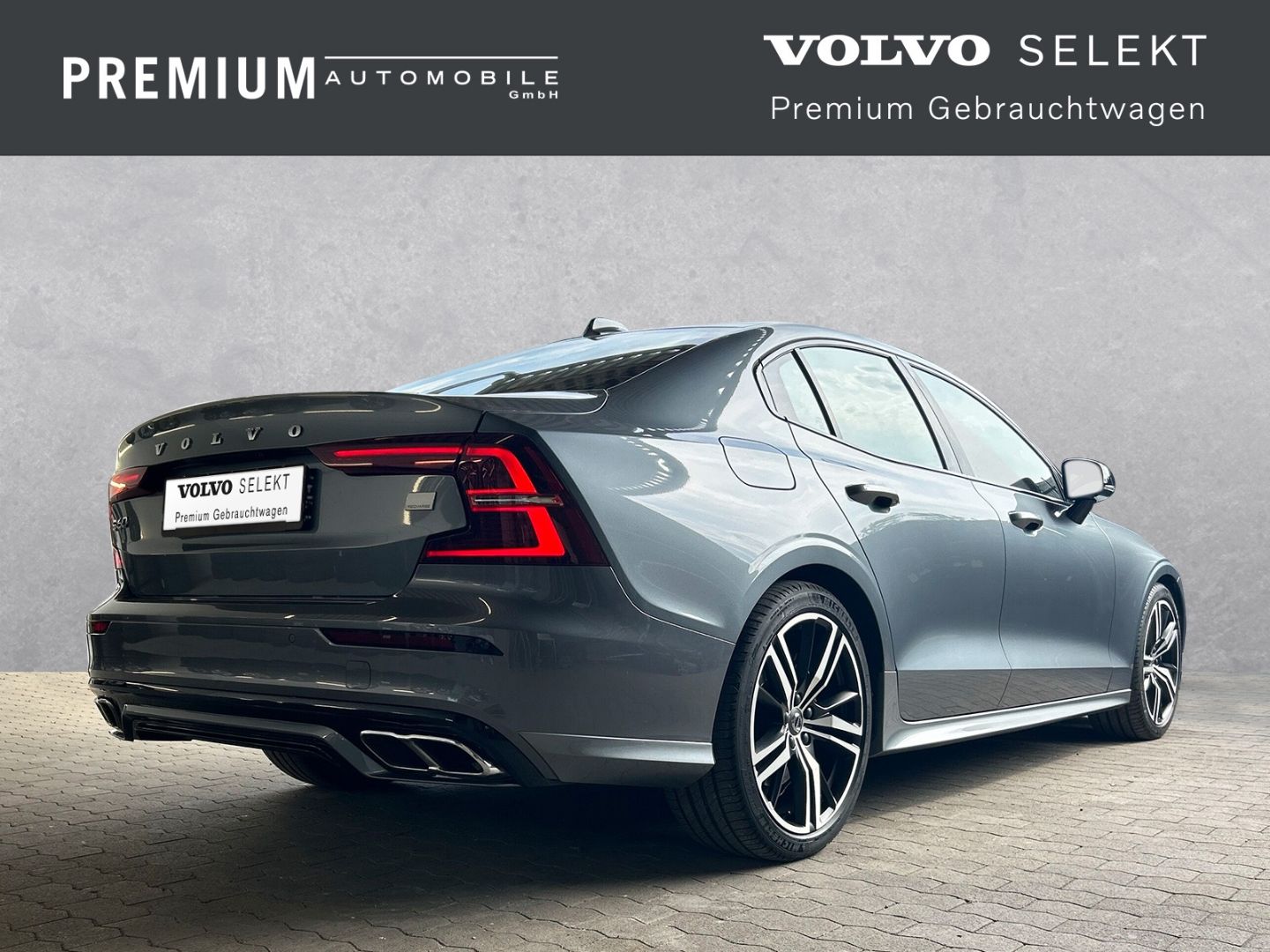 Volvo S60 R-Design T8 Recharge Plug-In Hybrid AWD H&K/
