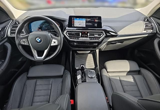 BMW X3 xDr.20d Aut. - Samsaru's Car Outlet