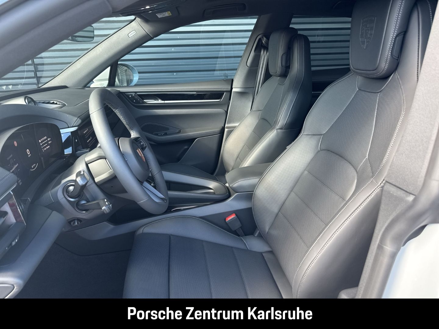 Porsche Macan 4 BOSE Luftfederung Panoramadach InnoDrive