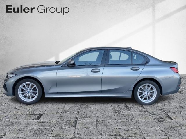 BMW 320 d xDr Lim FACELIFT AHK Navi DigitCockpit LED