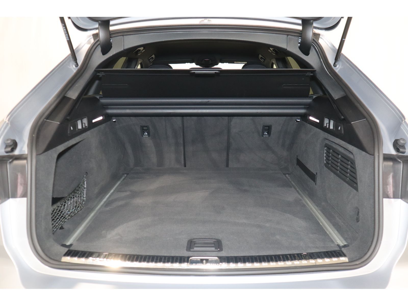 Audi A6 Avant 40 TDI advanced - Samsaru's Car Outlet