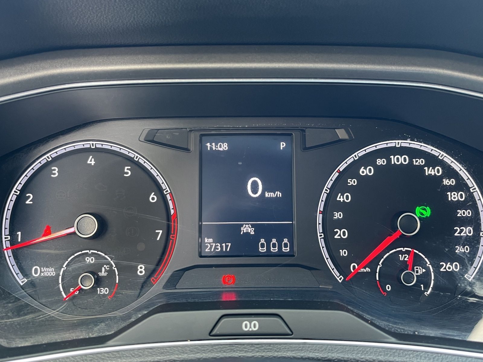 Volkswagen T-Roc Style 1.5 TSI DSG - Samsaru's Car Outlet